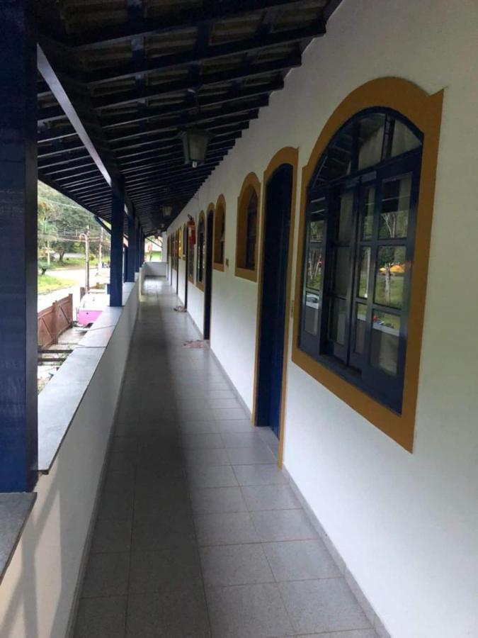 Condominio Encantador Com Piscina Убатуба Екстер'єр фото